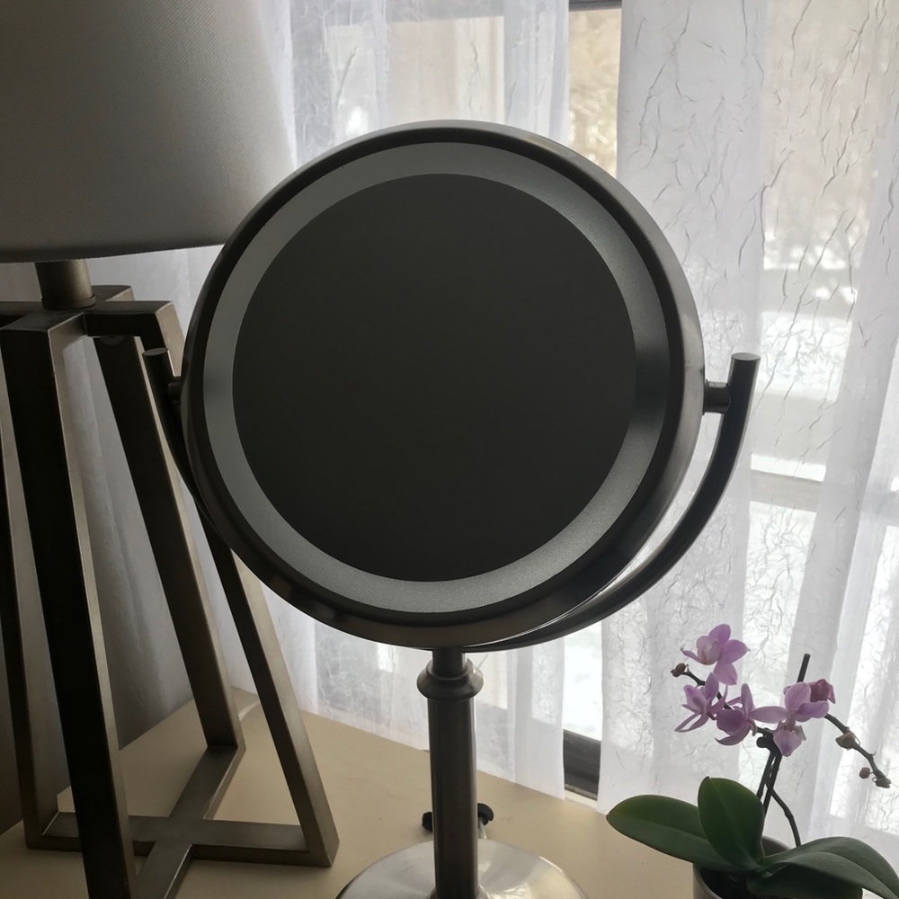 Mirror